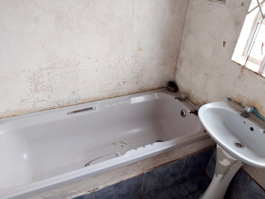 2 Bedroom Property for Sale in Mdantsane Nu 14 Eastern Cape